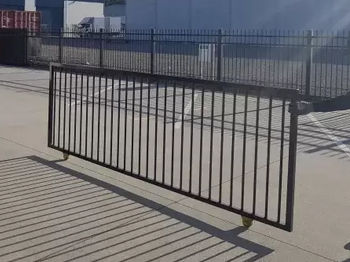 Economy 40 sliding gate